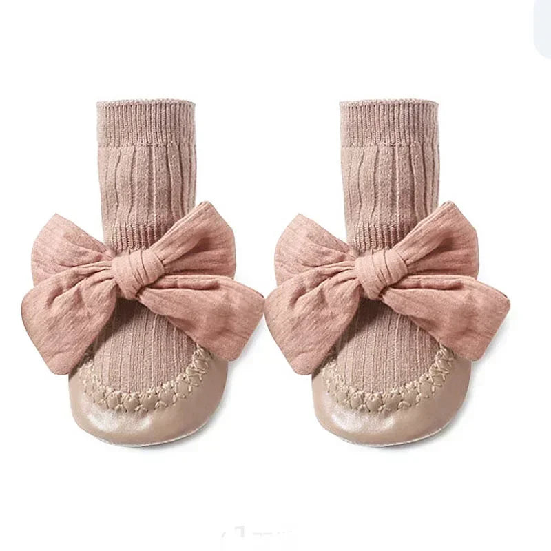 Chaussons-pour-bebe-adorable