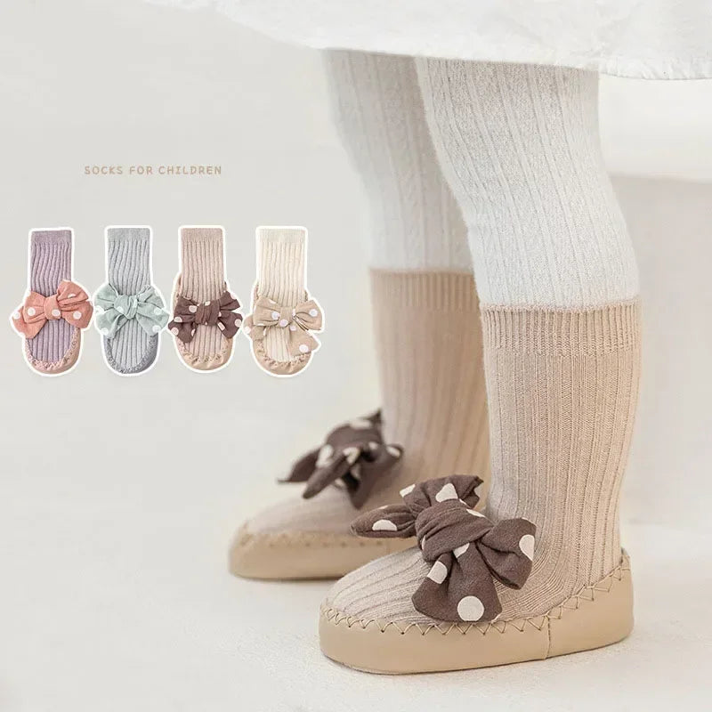 Chaussons-pour-bebe-fille