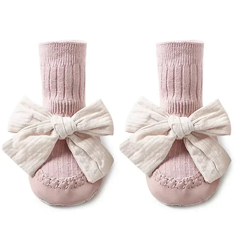 Chaussons-pour-bebe-mignon