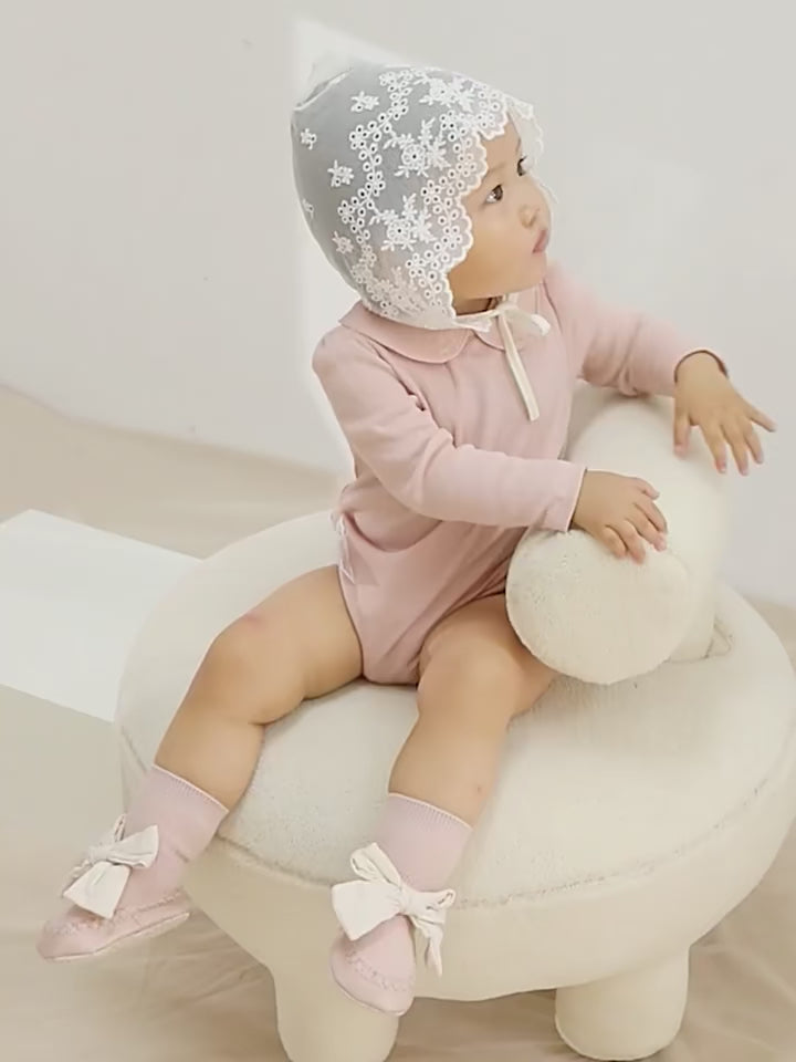 Chaussons-chaussons-pour-bebe-couleur-video